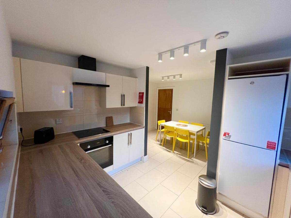 Secluded And Spacious Apartamento *